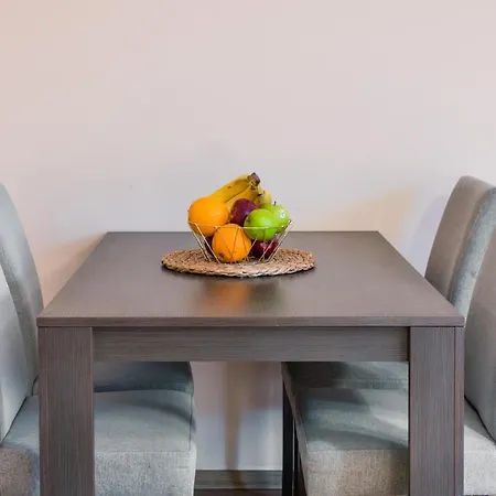 Academica Aparthotel